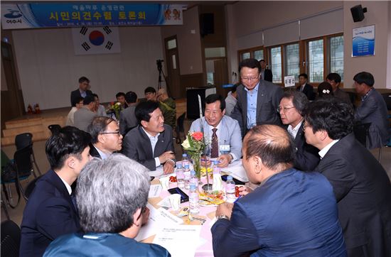 주철현 여수시장, 현안사업 시민들과 논의 ‘현장행정 호응’