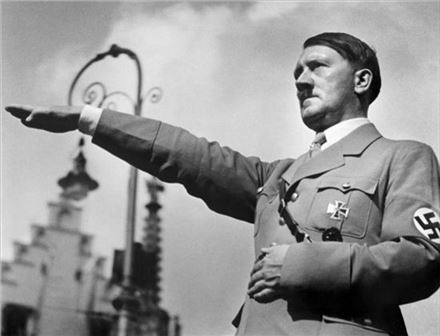 아돌프 히틀러가 생전에 사용했던 변기가 경매에서 2 천만 원이 넘는 가격에 낙찰됐다. 사진출처 = 아시아경제