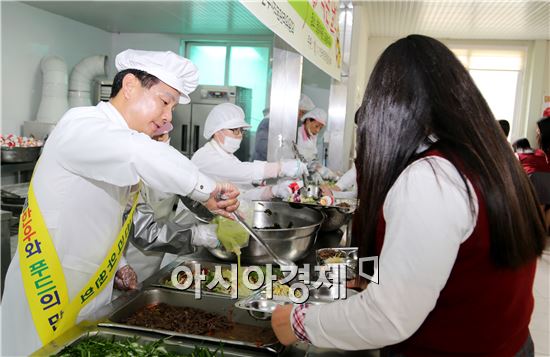 (사)전국한우협회 영암군지부,청소년 한우 맛 체험 행사 열어