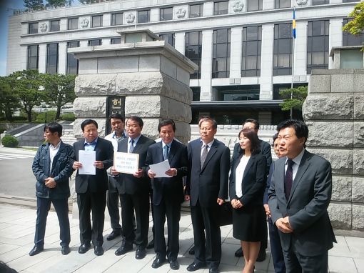 개성공단 입주·영업·협력 기업들 163곳 헌법소원 참여 "전면중단은 위헌이다"