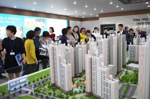 온양 발리 '양우내안애 더 포레' 견본주택 개관