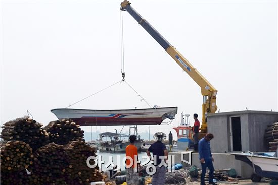 진도군, 21억원 투입…다목적 인양기 설치