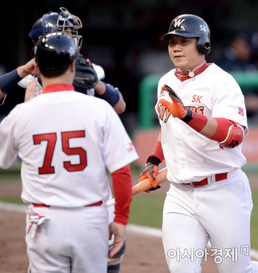 [포토]최승준, '추격의 솔로포'