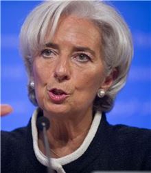 IMF 이사회 "라가르드 총재 '전적으로 신임'"