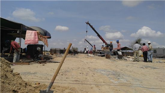 [르포]"캄보디아의 마음을 얻어라"…불꽃 튀는 한중일 원조경쟁