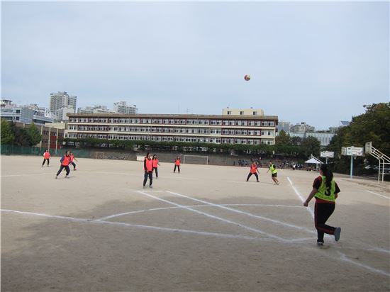 스포츠 통해 학업 스트레스도 뻥~~~