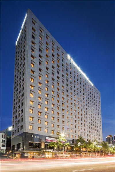 하나투어, 명동 최대 '티마크그랜드호텔' 오픈