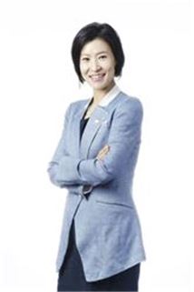 남희정 미래에셋證 이사, “별 쫓기보단 프로 돼야”