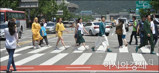 [포토]'횡단보도 런웨이'