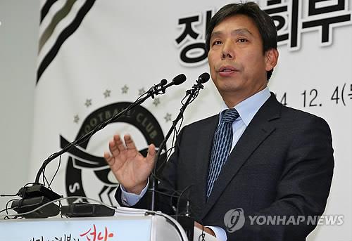 [한국-스페인] 신문선 교수 “오랜 비행과 출전 기회 적었던 해외파 체력 급감이 참패 원인”