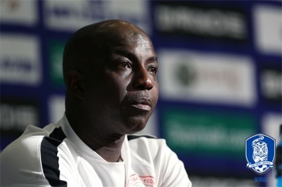 [리우올림픽 축구] 비행기 못 탄 나이지리아 대표팀, 발만 동동…日에 몰수패 당할 위기