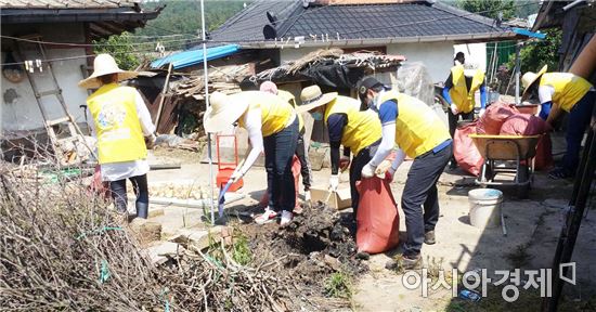 장흥군 CCTV통합관제센터 누리보듬 봉사활동 ‘구슬땀’