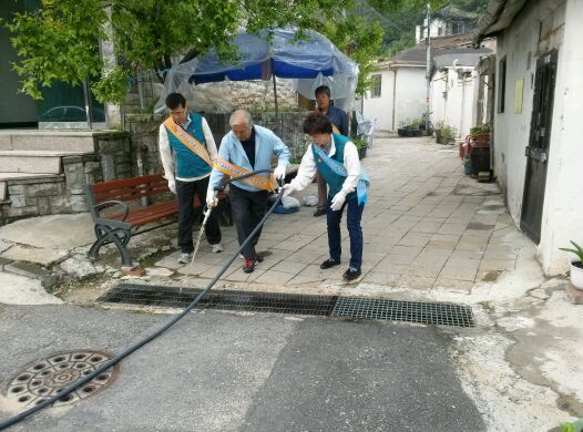 종로구 주민들 EM 활용 음식물쓰레기 퇴비화 성공