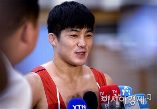 [포토]김현우, '올림픽 첫 관문 통과해 기뻐요'