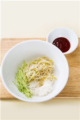 「오늘의 레시피」숙주쌀국수무침