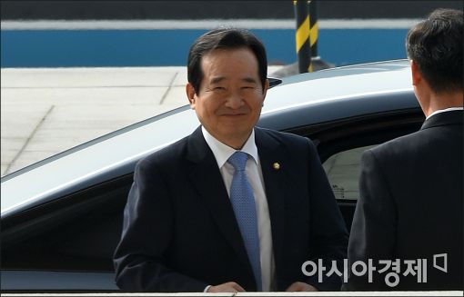 [포토]정세균 신임 국회의장, 첫 출근