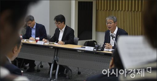 [포토]발언하는 임종룡 금융위원장