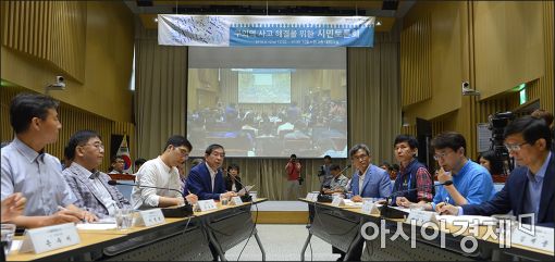 시민·전문가들 '비정규직·외주화·빨리빨리 문화' 집중 성토 