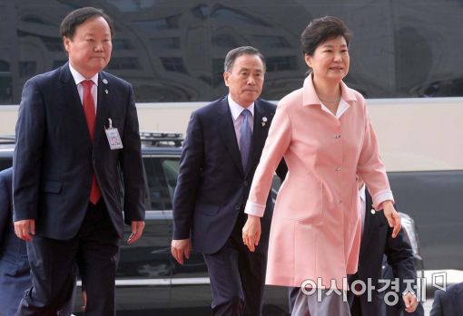 [포토]20대 국회 개원식 참석하는 박근혜 대통령 