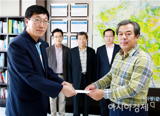 전남도청 곡성향우들, 故 양 주무관 가족에게 온정 손길 보내