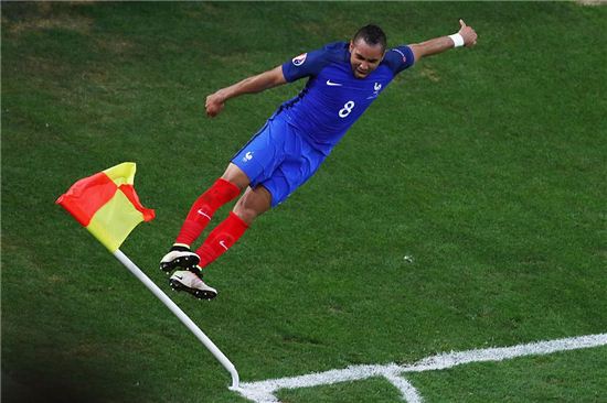 [유로 2016 A조] ‘파예 2경기 연속골’ 프랑스, 알바니아에 2-0 승…스위스 조 2위