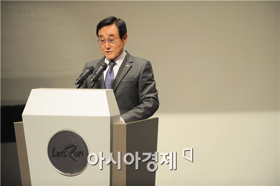 [이슈추적]현명관 마사회 회장 '최순실 게이트' 연루 의혹