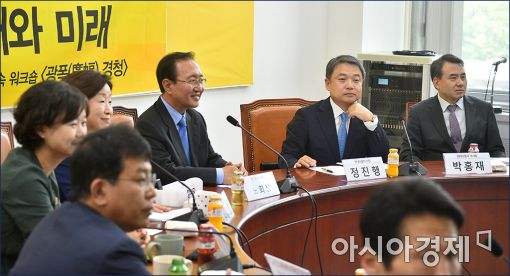 [포토]현대차-정의당, '한국 제조업의 현재와 미래' 토론회