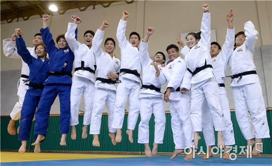 [포토]유도 대표팀, '리우올림픽을 향해 힘찬 도약'