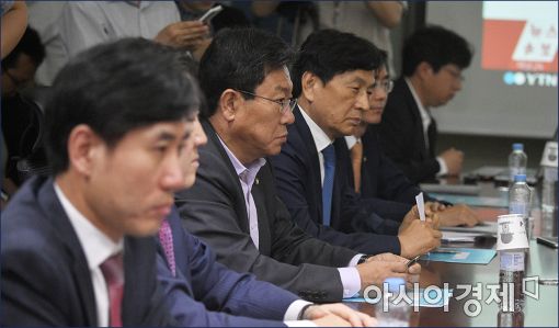 [포토]심각한 새누리당 부산지역 의원