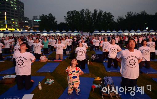 [포토]'함께해요, 요가' 