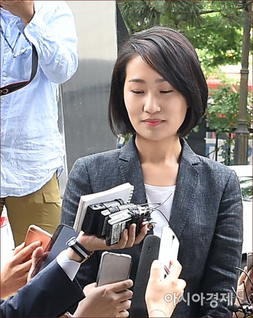 [포토]굳게 입다문 김수민 의원