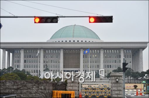 대정부질문 이틀째…김동철-與의원 '막말·고성'에 파행(상보)