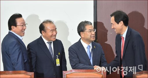 [포토]더민주, 전국시도지사교육감 간담회