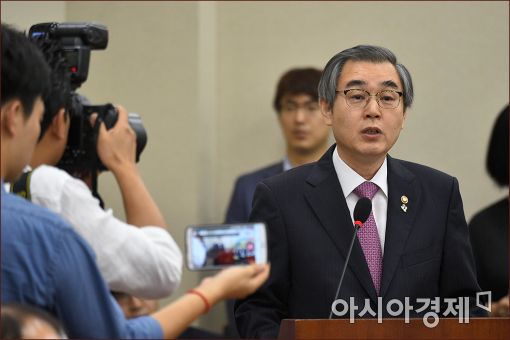 필수품인데 왜?…공정위, '생리대값 거품 논란' 유한킴벌리 조사 검토