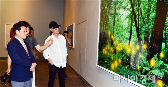 [포토]윤장현 광주시장, ‘광주-광저우 현대미술 20인전’ 개막식 참석