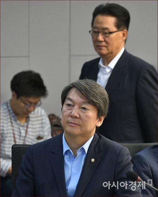 [포토]회의 참석하는 안철수·박지원