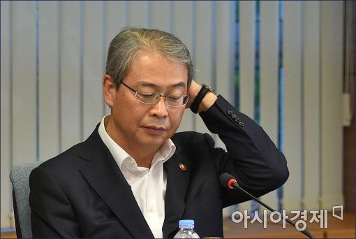 [포토]금융개혁회의 참석한 임종룡 위원장