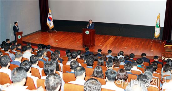 함평군, 민선6기 취임 2주년 기념식, 월례조회로 대신 