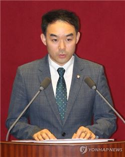 채이배, '대학內 사전투표소 의무화' 공선법 개정안 발의