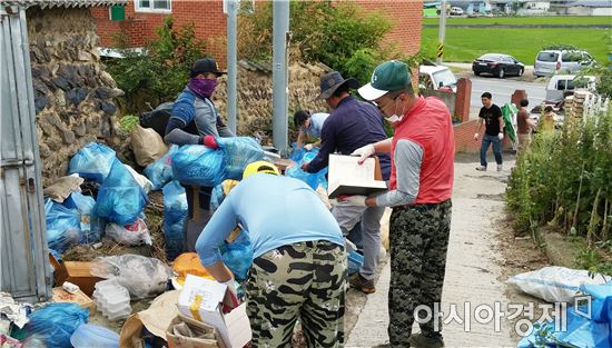 영암 삼호읍 지역사회보장협의체, 주거환경개선 봉사활동 전개
