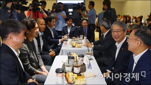 [포토]카카오뱅크 방문한 임종룡 위원장