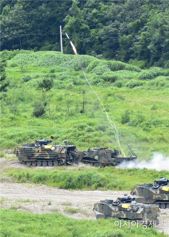 한미해병대는 지난달 27일부터 이달 14일까지 경북 포항 해병대 훈련장에서 연대급 '한미 연합 공지(空地)전투 훈련'을 실시하고 있다.