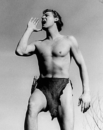 W.S. 밴 다이크 감독의 '타잔, 유인원 인간(Tarzan the Ape Man·1932년)' 스틸 컷. 타잔을 연기한 조니 와이즈뮬러는 올림픽에서 금메달 5개를 딴 미국의 간판 수영선수다. 
