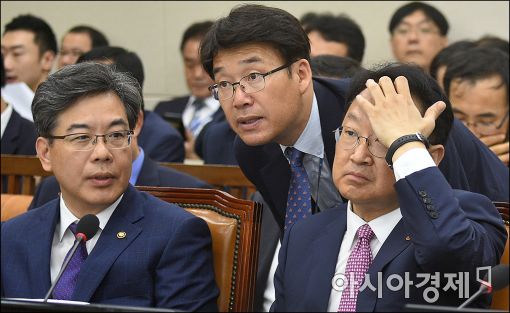유일호 경제부총리 겸 기획재정부 장관