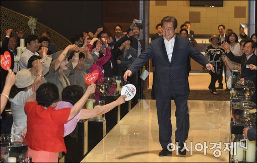 김무성, 대권 가도에 닻 올렸나?…전례없는 대규모 '전당대회 승리기념' 행사