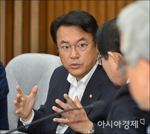 성주 찾은 정진석 "청문회 개최·협의체 만들겠다"