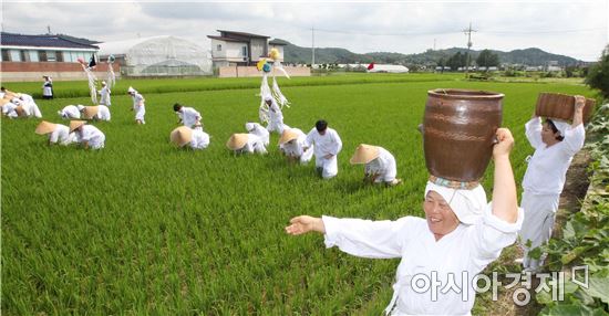 [포토]'유두절 한마당' 흥겨운 용전들노래 