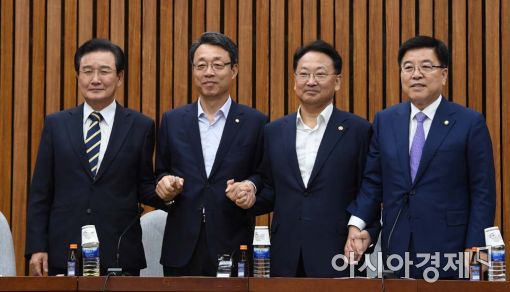 유일호 "고용여건 악화…추경으로 '민생안정' 기여"