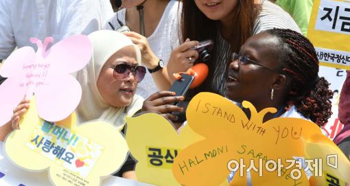 [포토]폭염주의보 속 정기 수요시위 