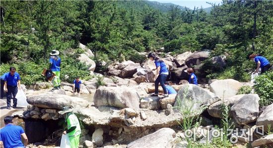 [포토]장흥 천관산 계곡에서 물놀이하세요